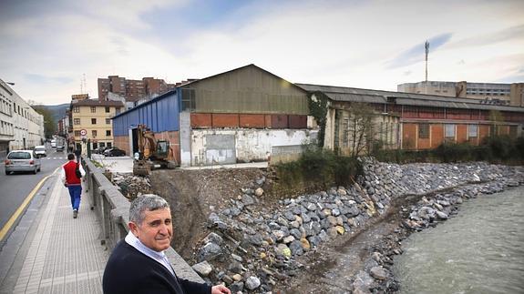 Edificio que acogerá el supermercado de Mercadona en Basauri.