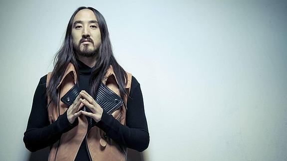 Steve Aoki.