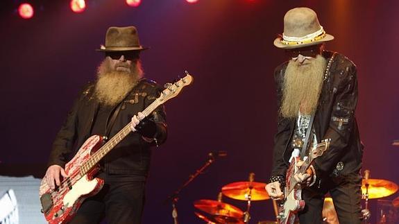 ZZ Top taldea, Azkena Rock jaialdiaren lehenengo egunean.