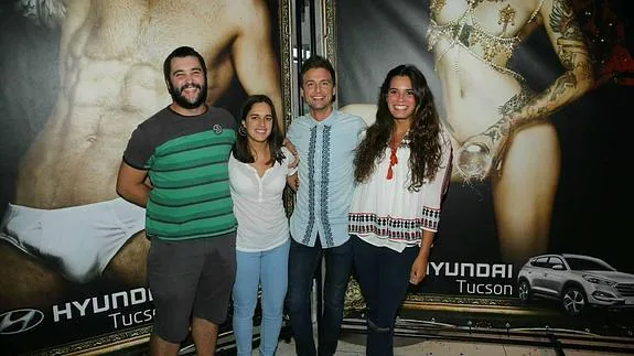 Urko Fernández, María Cisneros, Ekhi Arrieta y Arrate Rodríguez. 