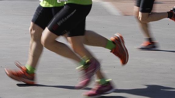 Participantes en una carrera popular. 