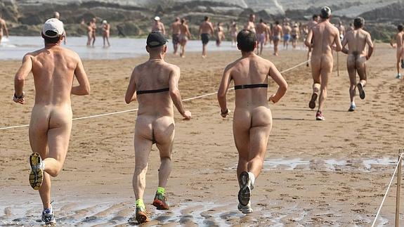 La carrera nudista repartirá premios para todos. 