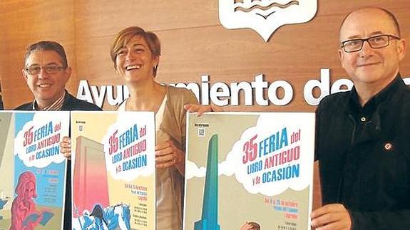 Domínguez, Montes y García, durante la presentación de la edición número 35 de la Feria del Libro Antiguo.