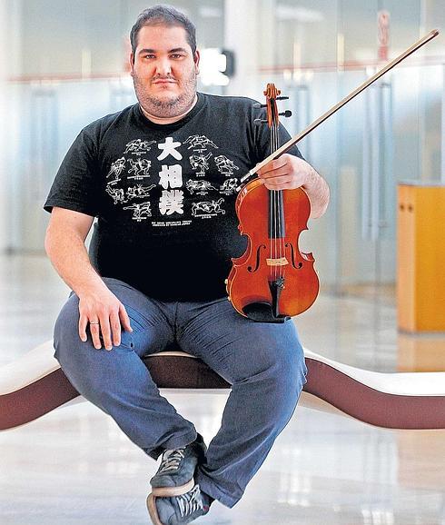 Joaquín Riquelme, murciano de 32 años y viola de la Orquesta Filarmónica de Berlín.
