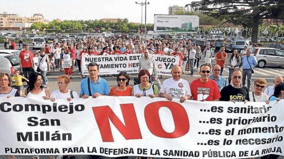 Manifestación en contra del complejo. 