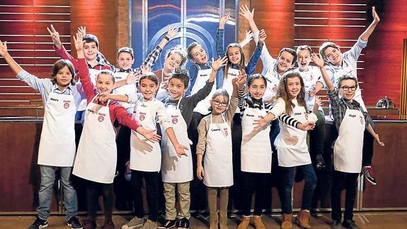 Los pequeños cocinillas tienen entre 8 y 12 años y vienen dispuestos a cocinar el mundo.