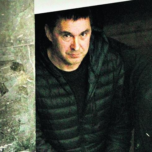 Otegi, durante los funerales de su madre el pasado año.