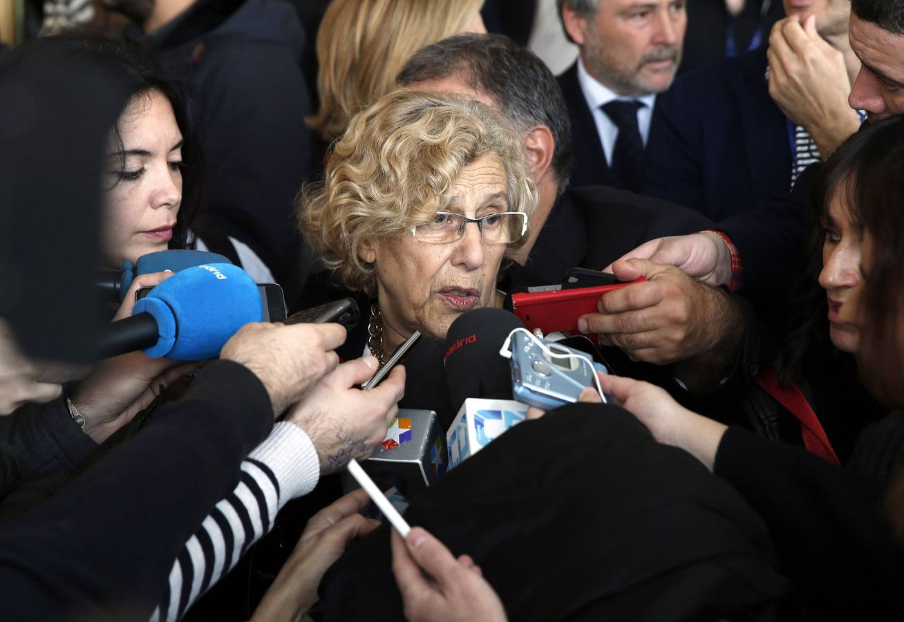 La alcaldesa de Madrid, Manuela Carmena, durante una comparecencia ante los medios de comunicación.