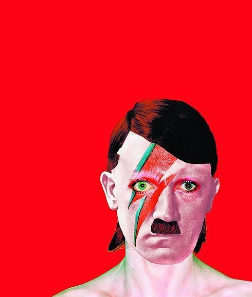 Ilustración de portada del libro ‘Mercancía del horror’, con un híbrido de Adolf Hitler y el David Bowie de ‘Aladdin Sane’.