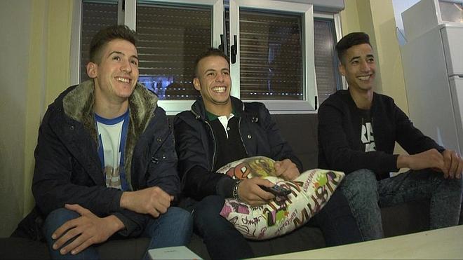 Como muchos inmigrantes que entran en el país de forma irregular, los jóvenes buscaban un futuro mejor.