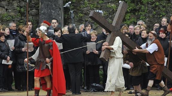 Jesus ha sido juzgado y condenado.