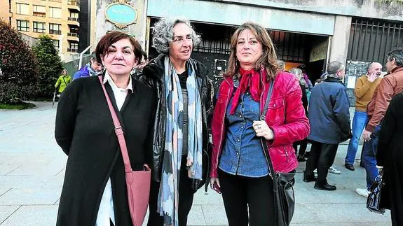 Violeta Pérez, Fátima Villanueva y Mónica Aparicio.