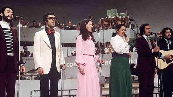 Mocedades, segundos en 1973 con el «himno» 'Eres tú'. 