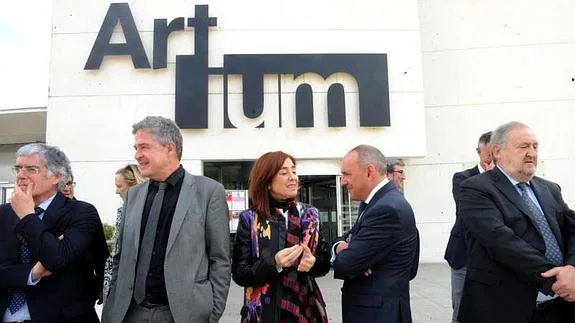 Miembros del patronato del Artium, al que se reincorpora la Fundación Vital. 