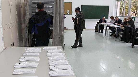 Un colegio electoral alavés, en unos comicios pasados. 