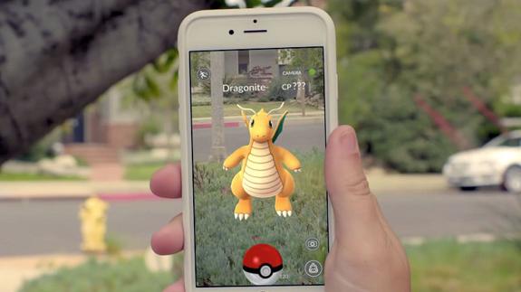 Otra cosa en el móvil para embobarnos. 