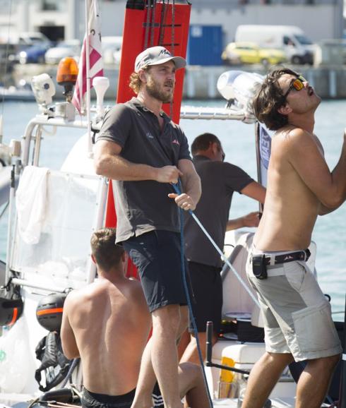 Pierre Casiraghi, ayer en el catamarán ‘Malizia’, en la bahía de Palma.