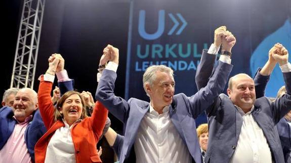 EAJk bere garaipena Sabin Etxean ospatu zuen.