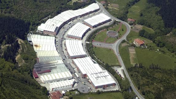 El parking se ubicará en las campas.