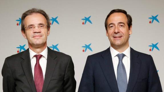 Jorgi Gual, Presidente de Caixabank y Gonzalo Cortázar, consejero delegado.