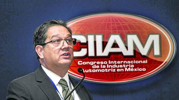 Óscar Albín, líder de Industria Nacional de Autopartes, admite que México vive ahora una etapa de efervescencia con Trump. 