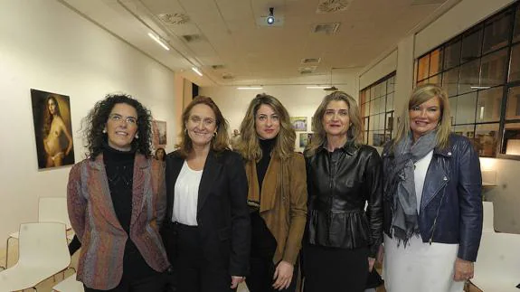 Beatriz Marcos, Magdalena Suárez, Batirtze Moya, Felisa Ramos y Yolanda del Hoyo