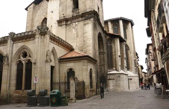 El pequeño Pedro Egaña fue testigo de la Batalla de Vitoria desde la calle Herrería, donde vivía, cerca de la iglesia de San Pedro.  