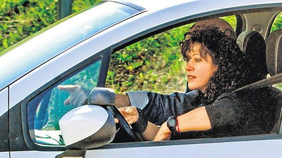Idoia López Riaño en 2014, cuando consiguió un permiso para sacarse el carné de conducir.