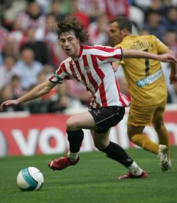 Fernando Amorebieta ha ampliado su contrato con el Athletic. / Archivo