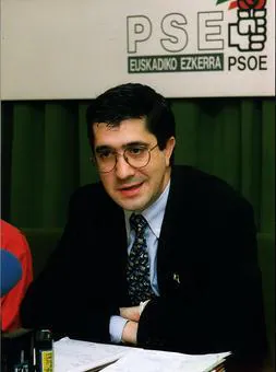 Patxi López, en una imagen fechada en 1994. /Archivo