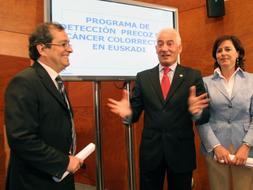 Inclán ha presentado el plan para detectar precozmente el cáncer colorrectal. / Telepress