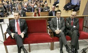 Ibarretxe, López y Ares, durante el juicio por sus encuentros con Batasuna./ Archivo