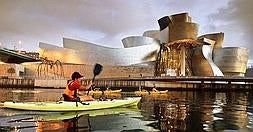 DJ's se cuelan en el Guggenheim a medianoche