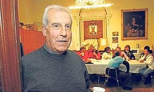 José Ángel López de Lacalle, en el comedor./ Jesús Andrade