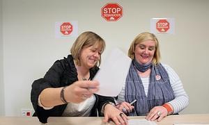 Inauguración de la nueva sede de Stop Desahucios en Berango. / Bernardo Corral