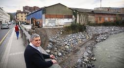El primer Mercadona en Bizkaia ocupará las antiguas instalaciones de Theis Ibérica en el barrio de Urbi (Basauri)./ L.A. Gómez