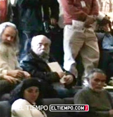 Arriba, de izquierda a derecha, Walter Wendelin y Iñaki Gil de San Vicente. Abajo, a la derecha, el guerrillero 'Raúl Reyes'. /EL TIEMPO