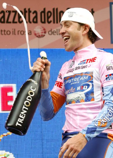 VANDEVELDE, primer líder del Giro de Italia. / EFE