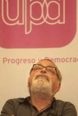 Savater, durante su charla en Vitoria. / RAFA GUTIÉRREZ