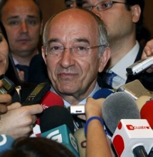 Miguel Ángel Fernández Ordóñez, ayer en Madrid. ::                             EFE