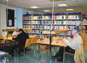 Los usuarios concedieron a la biblioteca ermuarra una nota de notable alto. ::
A. L.