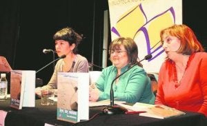 Acto de presentación del libro celebrado ayer en Ermua. ::
A. L.