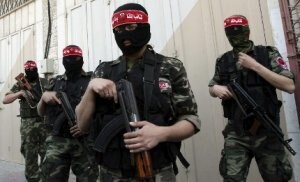 Milicianos palestinos asisten a una conferencia de prensa en la ciudad de Gaza. ::                             EFE
