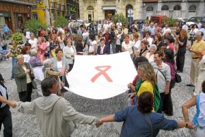 Una cadena humana volverá a recorrer las calles de Bermeo. ::
M. S.