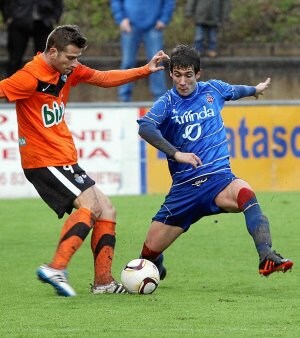 El Amorebieta superó con holgura a los leoneses. ::
JORDI ALEMANY