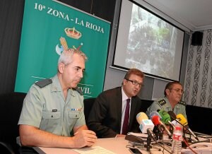 Sáez, Bretón y López dieron cuenta de las operaciones en el cuartel de Duques de Nájera. ::
Ó. SOLORZANO