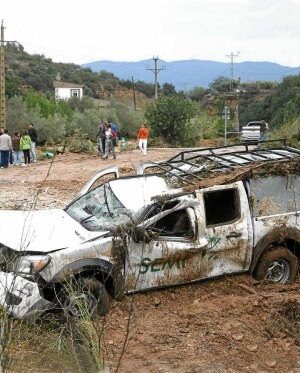 El conductor murió arrastrado por una riada en Tarragona. /Efe