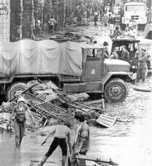 en 1983 el EJERCITO tomo las CALLES de BILBAO y nigun FILOETARRA se quejo