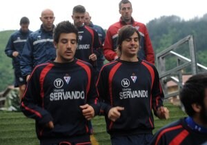 Dani García y Yuri seguirán vistiendo la camiseta azulgrana, tras su cesión por la Real. ::
FELIX MORQUECHO