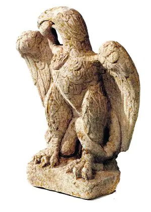 Hallan en Londres la estatua de un águila romana de 2.000 años